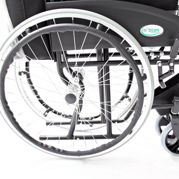 Silla De Ruedas Estandar Económica en Acero con Cinturón - Mobicare - Vitalefy