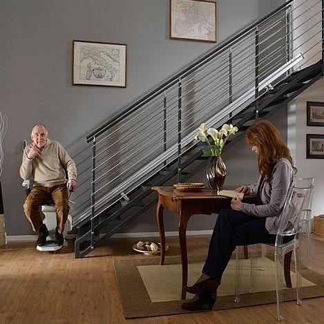 Silla Salvaescalera Electrica Recta Para Subir Escaleras para Personas con Discapacidad o Personas Mayores - Vitalefy