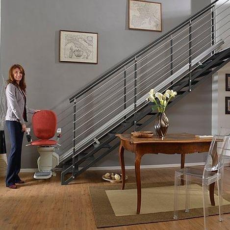 Silla Salvaescalera Electrica Recta Para Subir Escaleras para Personas con Discapacidad o Personas Mayores - Vitalefy