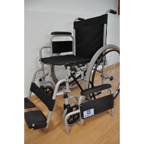 Silla De Ruedas De Acero Esmaltada De 18 Pulg (45.72 Cm) Gris Neumatica Pie Y Bra Demontables 120 Kg - Vitalefy